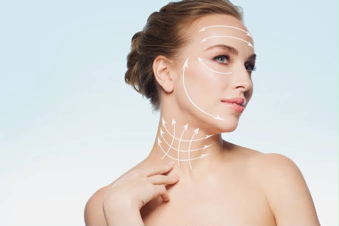 Face and neck lift rejuvenation surgery at EsteCenter Istanbul