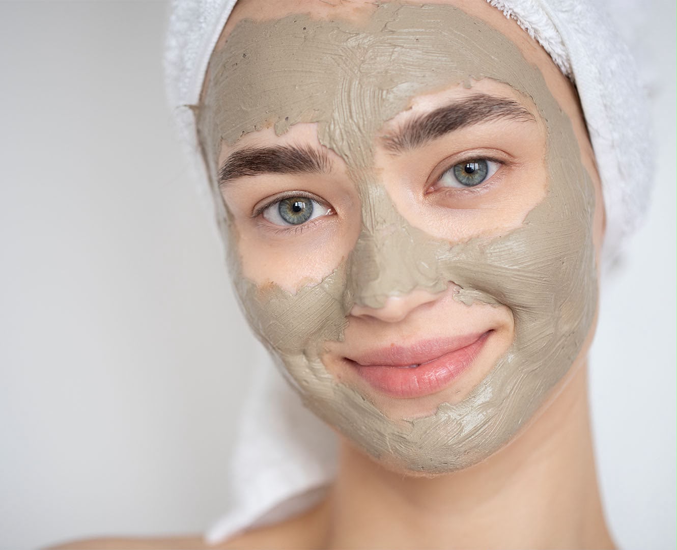 Cosmelan and Dermamelan pigmentation peel at EsteCenter Istanbul
